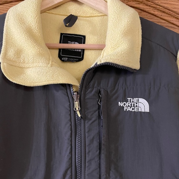 North Face yellow and gray fleece - Picture 3 of 8
